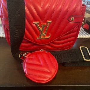 Elegant Red Quilted Crossbody Bag